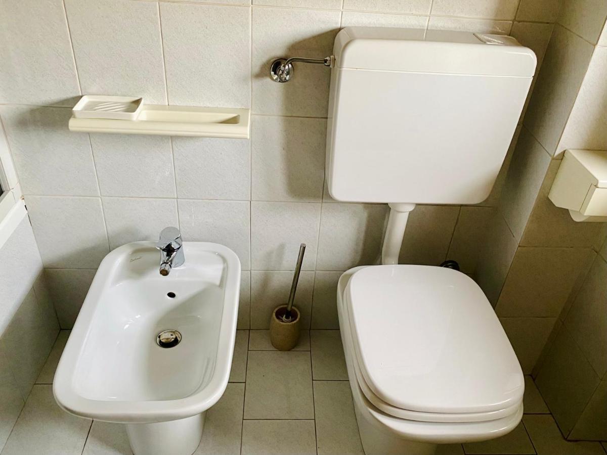 קונאו 5Th Apartment מראה חיצוני תמונה
